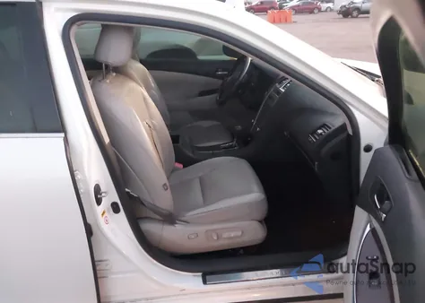 2010 Lexus Es 350 from USA, damaged, VIN JTHBK1EG4A2395917